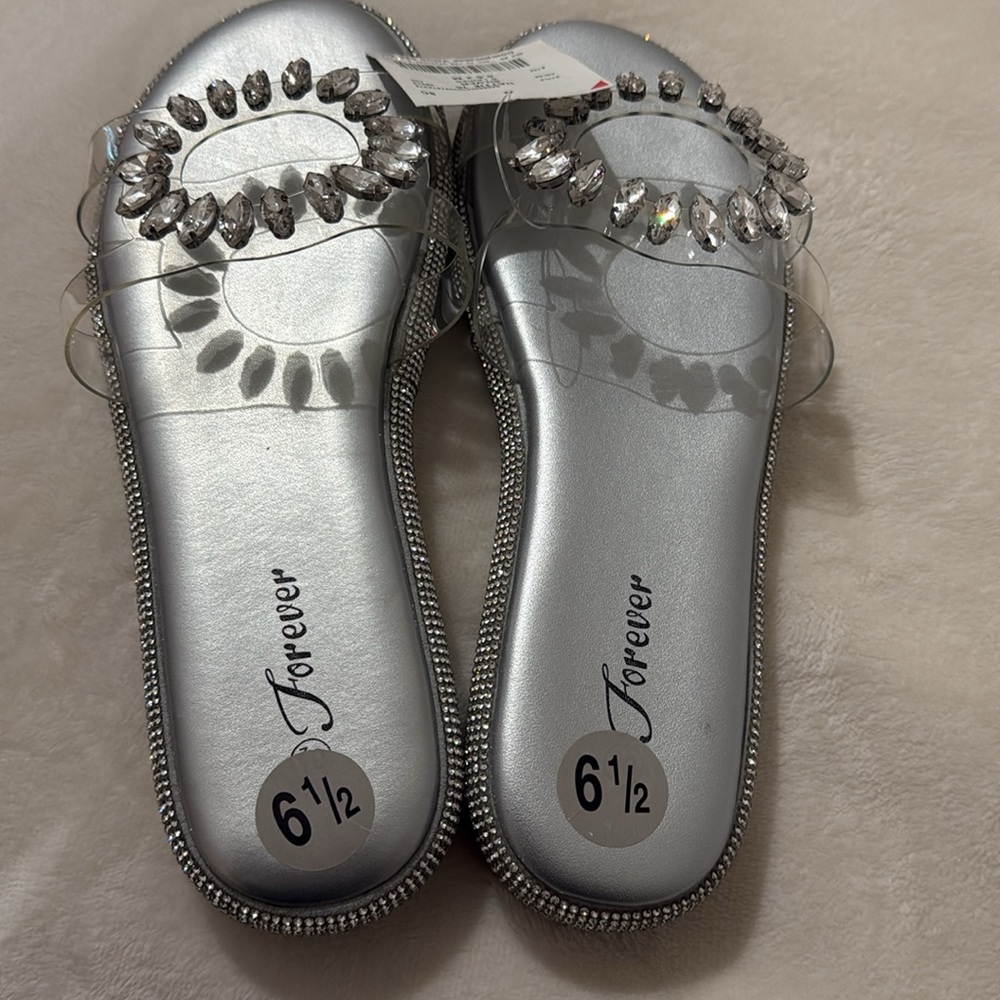 FINAL PRICE Forever 21,Ladies Silver Crystal Embellished Sandals. 6.5. NEW - Picture 8 of 8